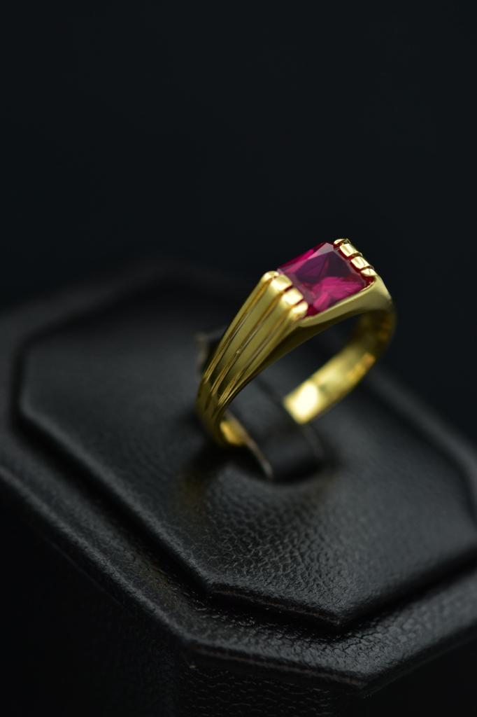 ANILLO PIEDRA ROJA
